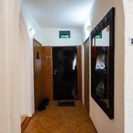 Alba *